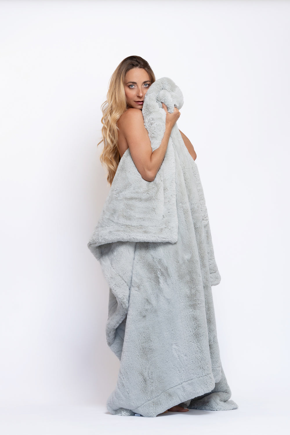 Carmel Cuddle in Ivory and Misty Grey image 3